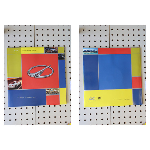2003 Oldsmobile  Catalog w/ DVD Product Line-Up