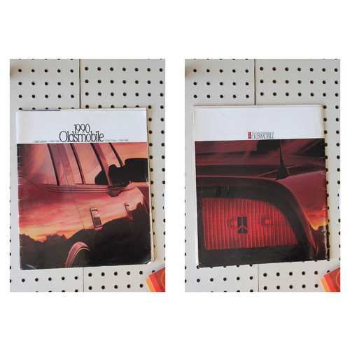 1990 Oldsmobile  Brochure Product Line-Up  59 Pages