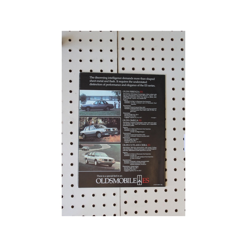 1983 Oldsmobile  Flyer(Poster Size Foldout) Product Line-Up