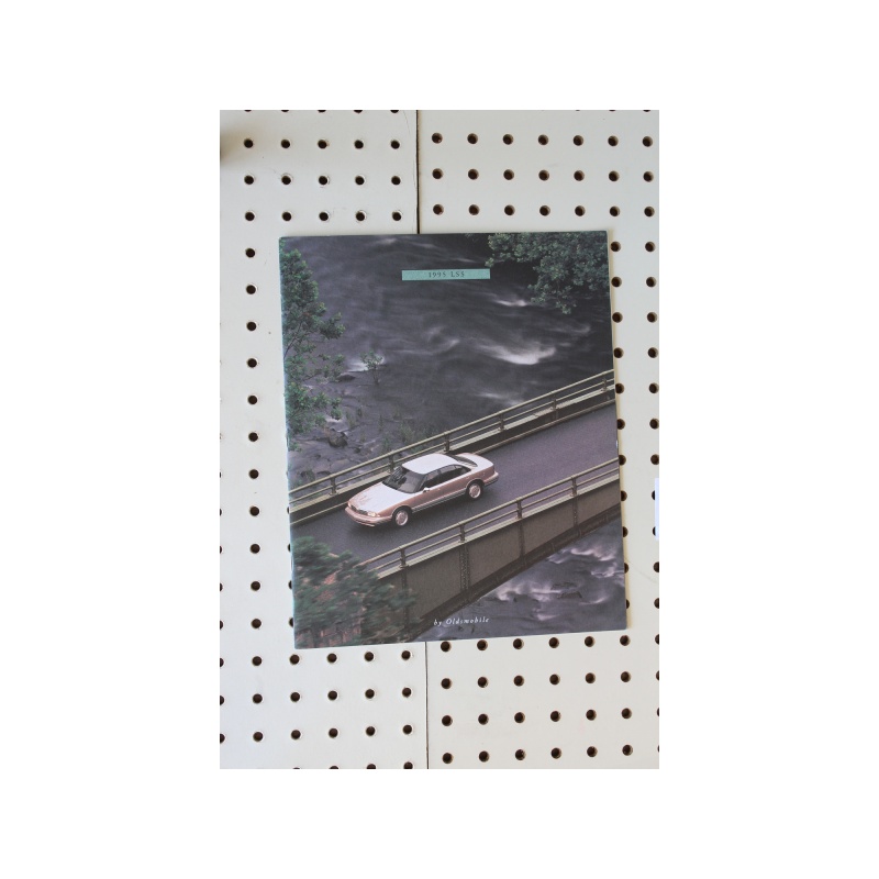 1995 Oldsmobile LSS Brochure