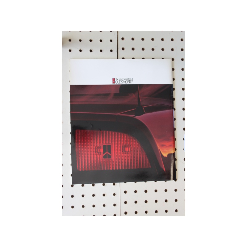 1990 Oldsmobile  Brochure Product Line-Up  59 Pages