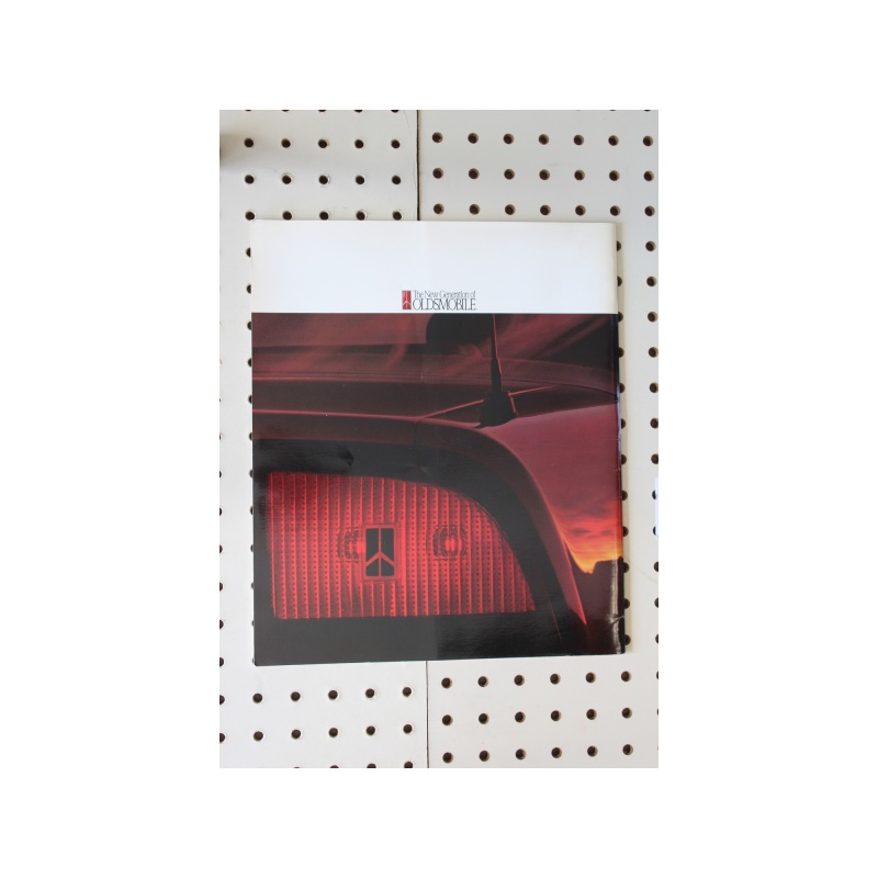 1990 Oldsmobile  Brochure Product Line-Up  59 Pages