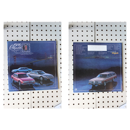 1986 Oldsmobile  Brochure Product Line-Up  31 Pages