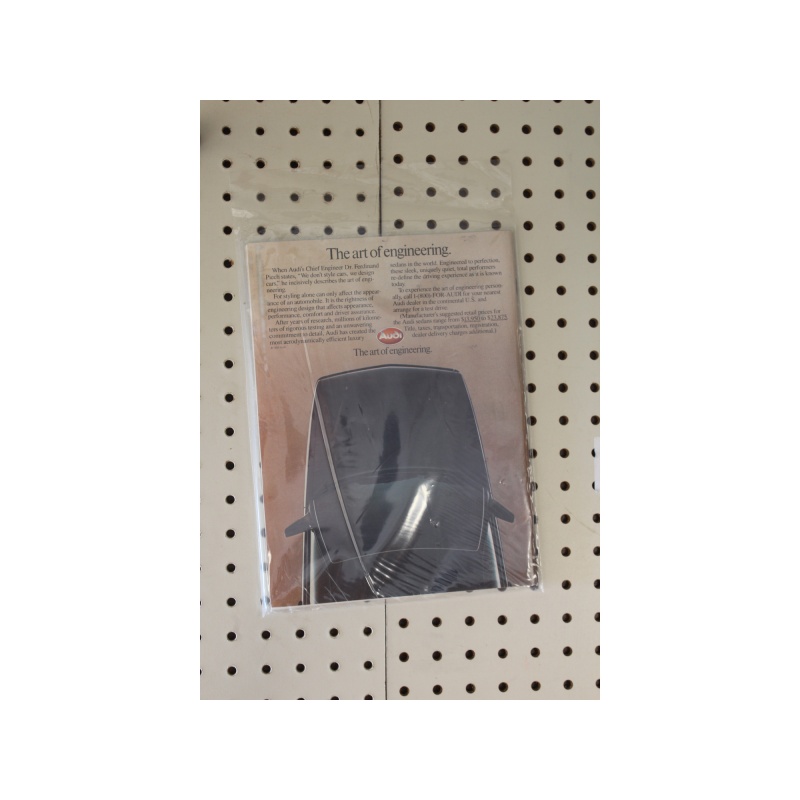 1985   Magazine Motor Trends USA Europe Japan Buyers Guide 124 Pages