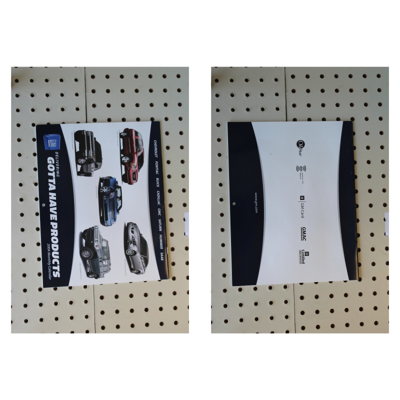 2004   Calendar GM Full Color Photos