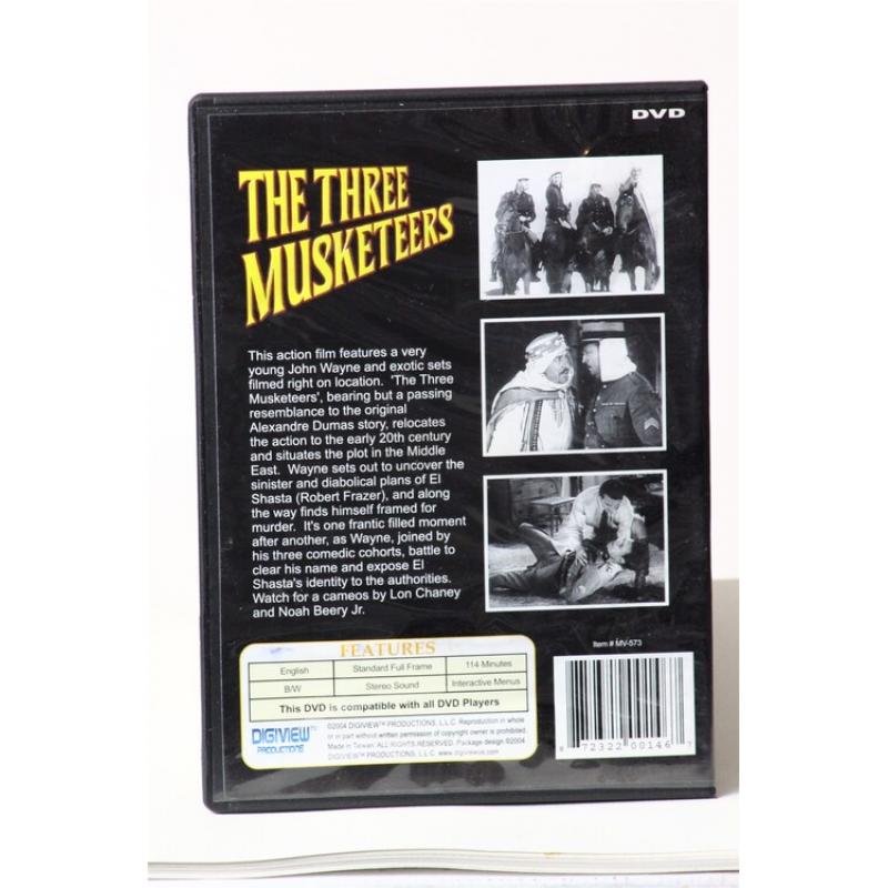 5891: DVD The Three Musketeers 