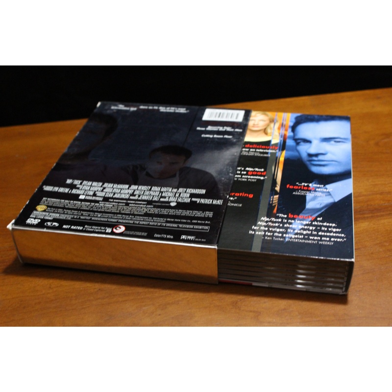 6114: DVD Nip/Tuck: Season 2 