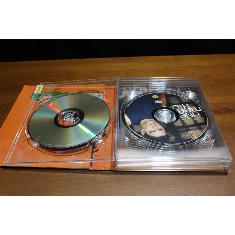 One Tree Hill: Season 1 DVD:6092