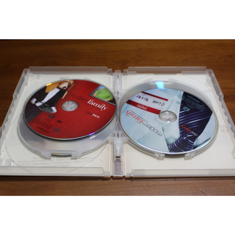 Modern Family: Season 1 DVD:6105