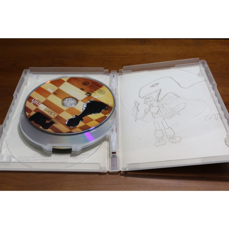 Modern Family: Season 1 DVD:6106