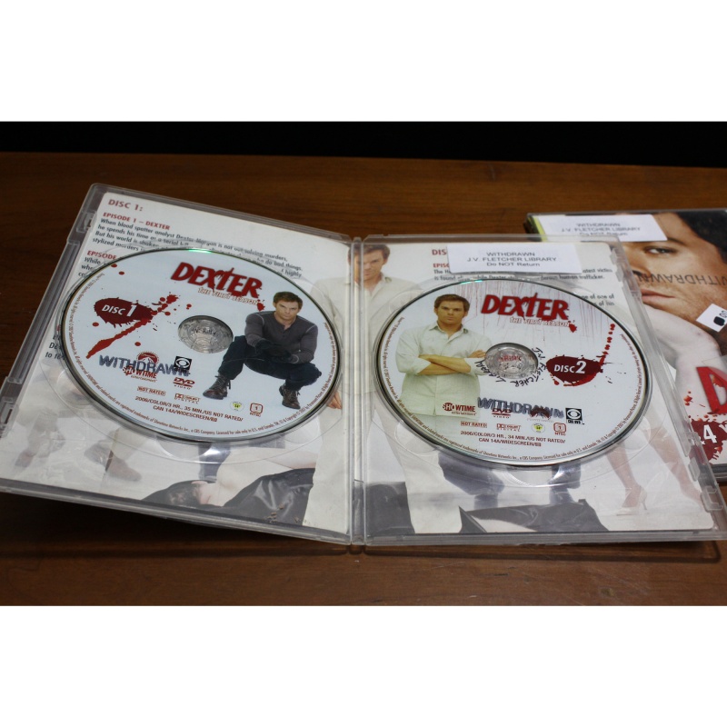 Dexter: Season 1 Discs 1 - 4 DVD:6225