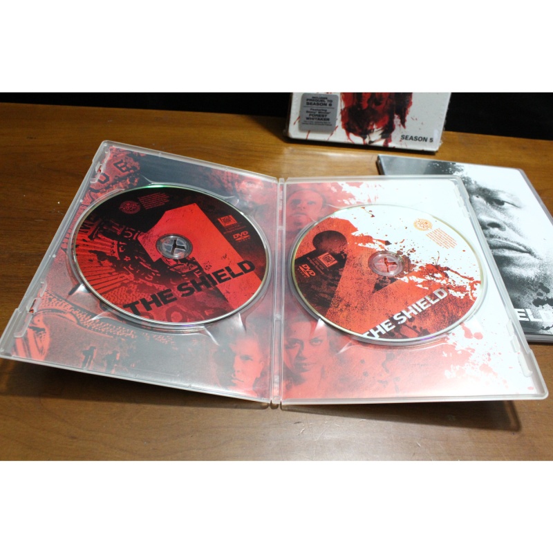 6315: DVD The Shield: Season 5 