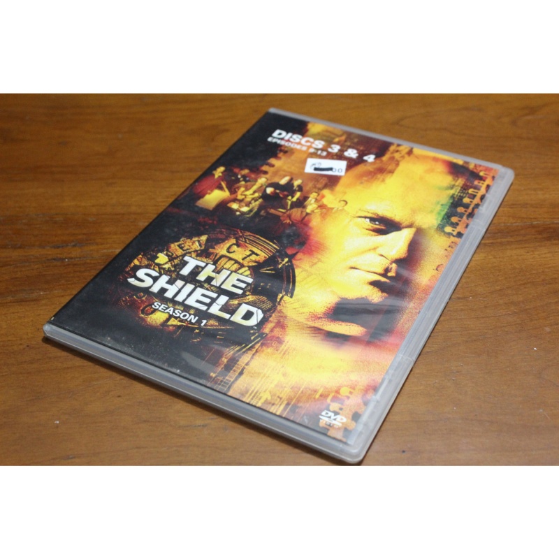 6317: DVD The Shield: Season 1 Discs 1 & 3 