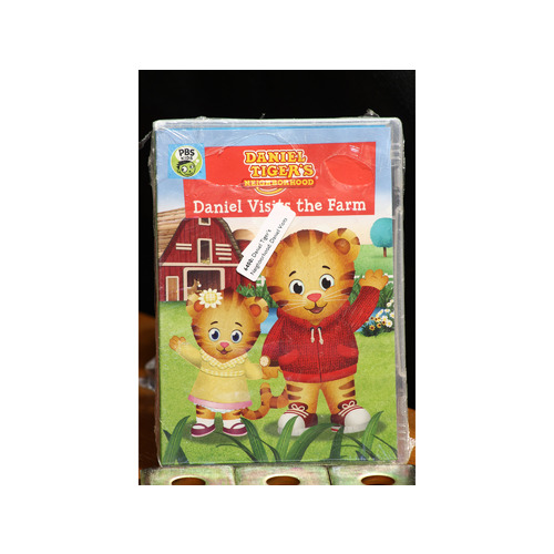 Daniel Tigers Neighborhood: Daniel Visits The Farm DVD:6400