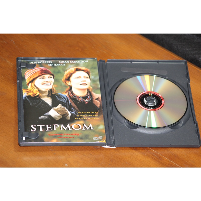 Stepmom DVD:7023